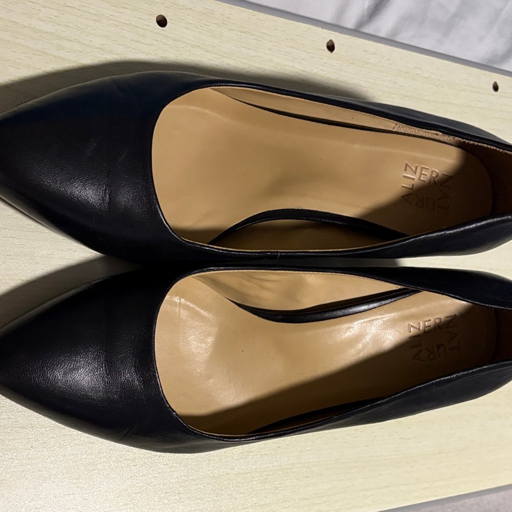 Naturalizer Black Leather Flats